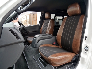 ハイエースバンディーゼル4WD　チョイアゲ仕様　ベッドキット