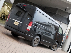 ハイエースワゴン4WD　ワゴンGL　丸目　ベッドキット
