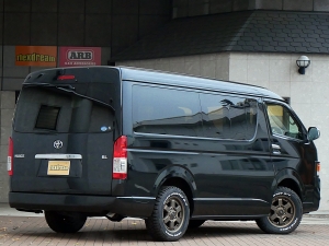 ハイエースワゴン4WD　ワゴンGL　丸目　ベッドキット