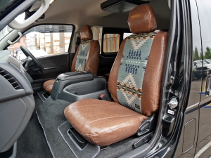ハイエースワゴン4WD　ワゴンGL　丸目　ベッドキット