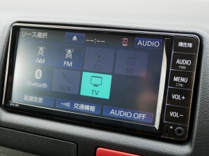 ハイエースバンDX　4WD　ディーゼル　9人乗り