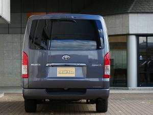 ハイエースバンディーゼル4WD　丸目FD-classic　カロッツェリア