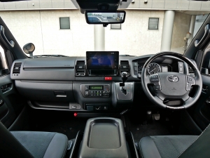 ハイエースバンディーゼル4WD　丸目FD-classic　カロッツェリア