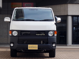 ハイエースバンディーゼル4WD　丸目FD-classic　ベッドキット