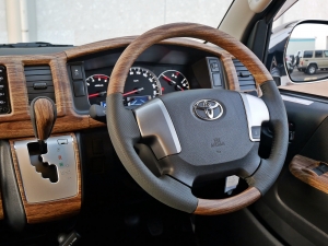 ハイエースバンディーゼル4WD　丸目FD-classic　ベッドキット