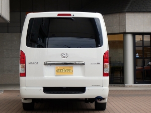 ハイエースバンディーゼル4WD　ローダウン仕様　ベッドキット