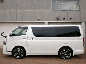 ハイエースバンディーゼル4WD　ローダウン仕様　ベッドキット