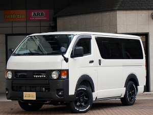 ハイエースＶディーゼル4WD　丸目カスタム　ネオクラシック
