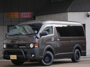 ハイエースバン５０ｔｈアニバ　高さ調整ベッド　車中泊