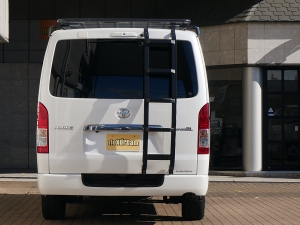 ハイエースバンディーゼル4WD　ベッドキット　車中泊