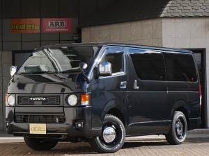 ハイエースＶディーゼル4WD　丸目FD-classic　ベッドキット