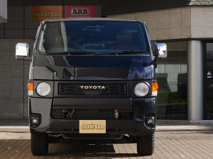 ハイエースバンディーゼル4WD　丸目FD-classic　ベッドキット