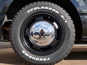 ハイエースバンディーゼル4WD　丸目FD-classic　ベッドキット