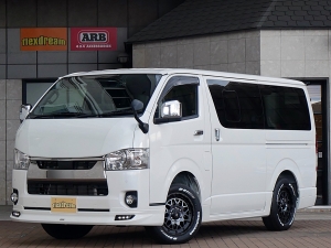 ハイエースバンディーゼル4WD　ベッドキット　モデリスタ