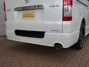 ハイエースバンディーゼル4WD　ベッドキット　モデリスタ