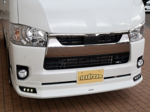 ハイエースバンディーゼル4WD　ベッドキット　モデリスタ