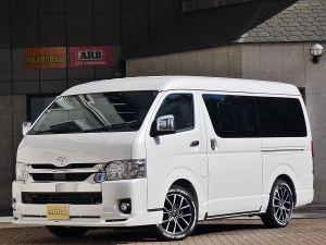 ハイエースバンS-GL　ダークプライム2　4WD　ワイド