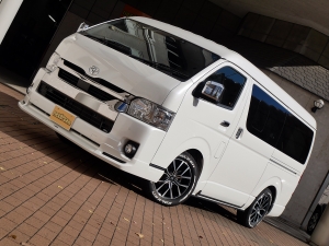 ハイエースバンS-GL　ダークプライム2　4WD　ワイド