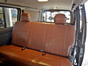 ハイエースバンディーゼル4WD　丸目FD-classic　ベッドキット