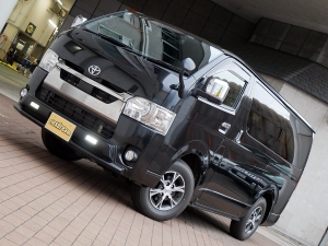 ハイエースバンディーゼル4WD　ターボ　ナビ付き