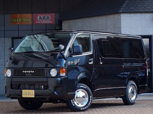 ハイエースＶディーゼル4WD　丸目FD-classic　ベッドキット