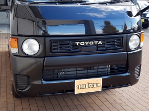 ハイエースバンディーゼル4WD　丸目FD-classic　ベッドキット