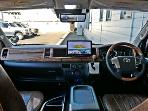 ハイエースバンスパロン　4WD　ディーゼル