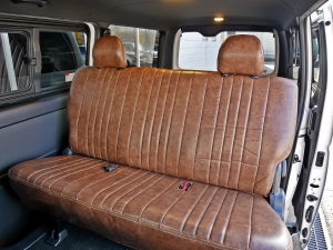 ハイエースバンディーゼル4WD　バッドフェイス　ベッドキット