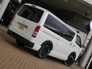 ハイエースバンディーゼル4WD　バッドフェイス　ベッドキット
