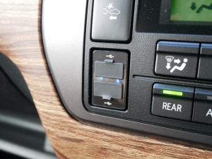 ハイエースバンディーゼル4WD　バッドフェイス　ベッドキット