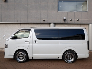 ハイエースバンディーゼル4WD　ローダウン仕様　ベッドキット