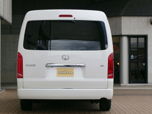 ハイエースワゴン4WD　ワゴンGL　フルフラット