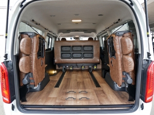 ハイエースワゴン4WD　ワゴンGL　フルフラット