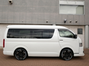 ハイエースワゴン4WD　ワゴンGL　フルフラット