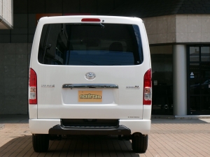 ハイエースバンディーゼル4WD　ベッド付き　車中泊