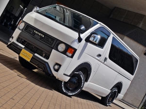 ハイエースバンディーゼル4WD　ベッド付き　車中泊
