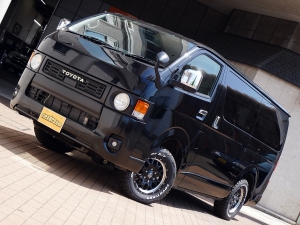 ハイエースバンディーゼル4WD　丸目FD-classic　ベッドキット