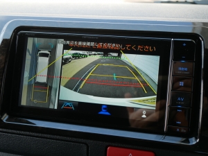 ハイエースバンディーゼル4WD　丸目換装FD-classic　ベッド