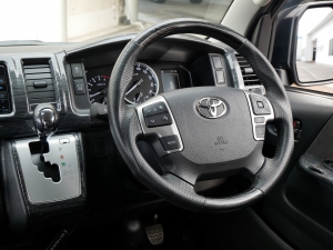 ハイエースワゴン4WD　ワゴンGL　ベッドキット