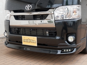 ハイエースバンディーゼル4WD　モデリスタFスポイラー