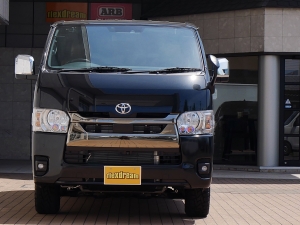 ハイエースバンディーゼル4WD　キャンピング登録　フルフラット