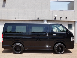 ハイエースバンディーゼル4WD　キャンピング登録　フルフラット