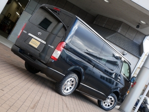 ハイエースバンディーゼル4WD　丸目FD-classic　ベッドキット