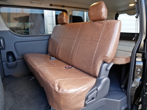 ハイエースバンディーゼル4WD　丸目FD-classic　ベッドキット