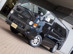 ハイエースバンディーゼル4WD　丸目FD-classic　ベッドキット