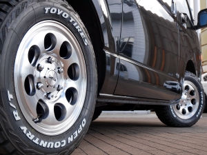ハイエースバンディーゼル4WD　丸目FD-classic　ベッドキット