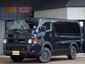 ハイエースＶディーゼル4WD　丸目FD-classic　ベッドキット