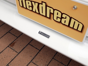 ハイエースバンディーゼル　モデリスタFスポイラー