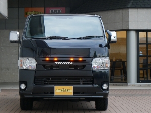 ハイエースバンディーゼル4WD　キャンピング登録　フルフラット