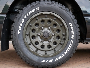 ハイエースバンディーゼル4WD　キャンピング登録　フルフラット